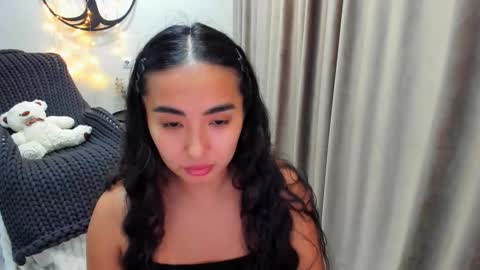 Snapshot of worldofkim chatting on 30, 11, 2025 dudetta Kim online show from 30, 11, 2025