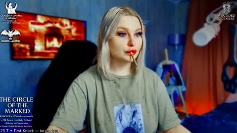 Snapshot of wounded_goddess chatting on 8, 2, 2026 Goddess Sophy online show from 8, 2, 2026