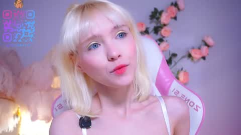 Snapshot of wow_angel chatting on 23, 6, 2026 wow_angel online show from 23, 6, 2026