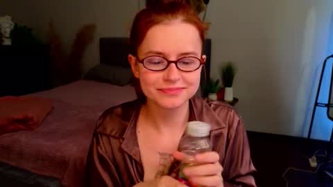 Snapshot of wow_luvng chatting on 9, 9, 2025 Rebecy online show from 9, 9, 2025