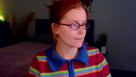 Snapshot of wow_luvng chatting on 19, 9, 2025 Rebecy online show from 19, 9, 2025