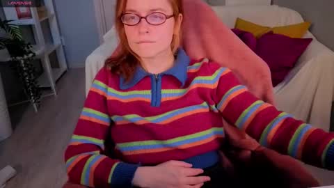 Snapshot of wow_luvng chatting on 8, 10, 2025 Rebecy online show from 8, 10, 2025