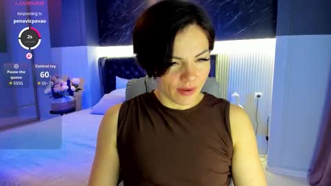 Snapshot of wow_maya chatting on 14, 11, 2025 Maya online show from 14, 11, 2025