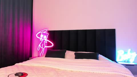 Emi online show from 8, 12, 2024