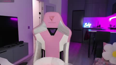 Emi online show from 20, 12, 2025