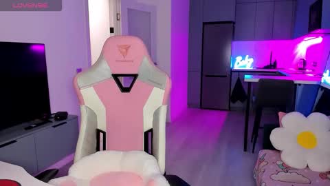 Emi online show from 11, 2, 2026