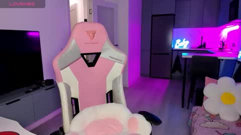 Emi online show from 13, 2, 2026