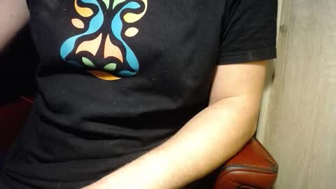 Snapshot of wrix chatting on 12, 10, 2025 wrix online show from 12, 10, 2025