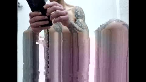 Snapshot of wtfafterlockup chatting on 15, 2, 2025 Andrew Rowland online show from 15, 2, 2025