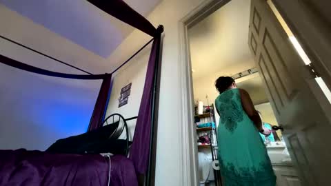 Snapshot of wynterheat chatting on 12, 3, 2025 Wynter Heat online show from 12, 3, 2025