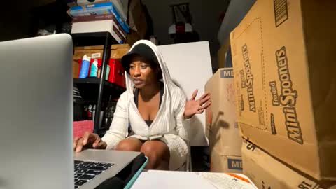 Wynter Heat online show from 27, 11, 2025