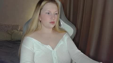 Snapshot of x__ivy_x chatting on 20, 3, 2026 eva online show from 20, 3, 2026