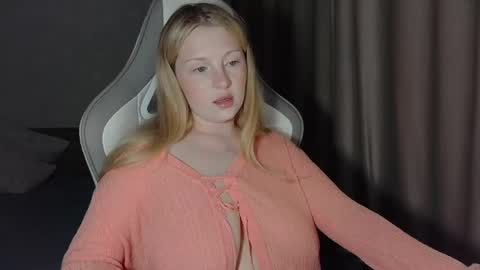 Snapshot of x__ivy_x chatting on 15, 5, 2026 eva online show from 15, 5, 2026