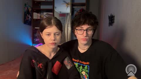 Philipp and Este online show from 4, 2, 2026