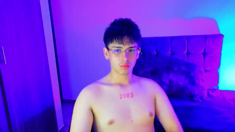 Snapshot of x_miller chatting on 10, 9, 2025 x_miller online show from 10, 9, 2025