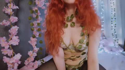 Snapshot of x_sexykitten666_x chatting on 16, 5, 2026 Lucy online show from 16, 5, 2026