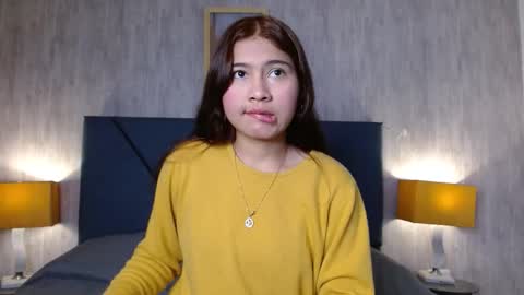 aurora  online show from 4, 12, 2025