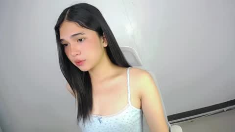 Snapshot of xairah_doux chatting on 25, 5, 2026 xairah_doux online show from 25, 5, 2026