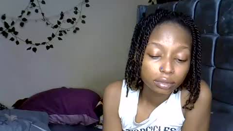 Snapshot of xalia_caramel chatting on 10, 7, 2026 Alexa online show from 10, 7, 2026