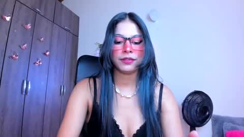 Snapshot of xallysonx_ chatting on 7, 1, 2025 XALLYSONX online show from 7, 1, 2025
