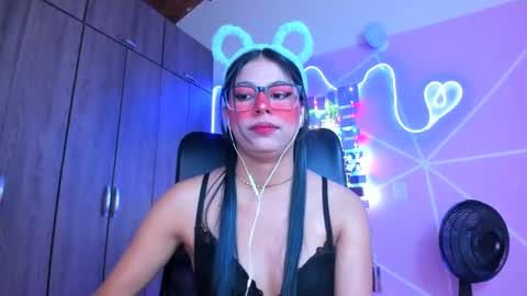 Snapshot of xallysonx_ chatting on 17, 1, 2025 XALLYSONX online show from 17, 1, 2025