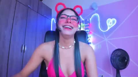 Snapshot of xallysonx_ chatting on 19, 1, 2025 XALLYSONX online show from 19, 1, 2025