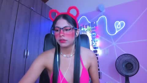Snapshot of xallysonx_ chatting on 19, 1, 2025 XALLYSONX online show from 19, 1, 2025