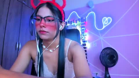 Snapshot of xallysonx_ chatting on 22, 1, 2025 XALLYSONX online show from 22, 1, 2025