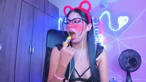 Snapshot of xallysonx_ chatting on 31, 1, 2025 XALLYSONX online show from 31, 1, 2025