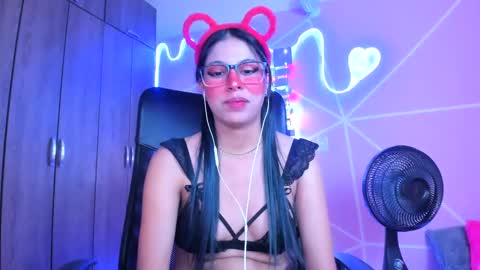 Snapshot of xallysonx_ chatting on 12, 2, 2025 XALLYSONX online show from 12, 2, 2025
