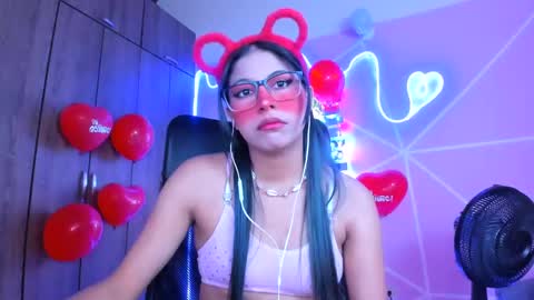 Snapshot of xallysonx_ chatting on 16, 2, 2025 XALLYSONX online show from 16, 2, 2025