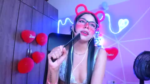 Snapshot of xallysonx_ chatting on 17, 2, 2025 XALLYSONX online show from 17, 2, 2025