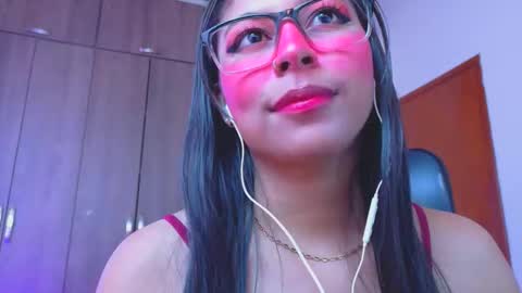 XALLYSONX online show from 5, 3, 2026