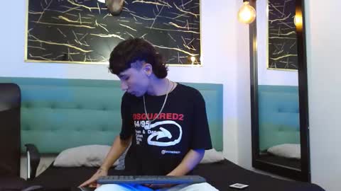 xandergrey8 online show from 16, 1, 2026