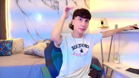 xandergrey8 online show from 24, 2, 2026