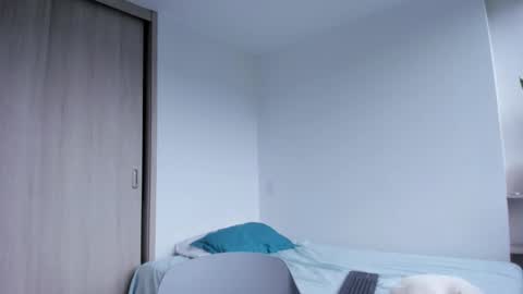 Xavier online show from 17, 2, 2025