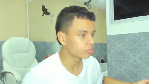 xavier fox   online show from 15, 10, 2025