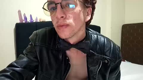 xavier_twink online show from 15, 2, 2026