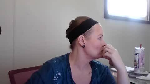 Snapshot of xbeautifulxliex chatting on 2, 3, 2026 xbeautifulxliex online show from 2, 3, 2026