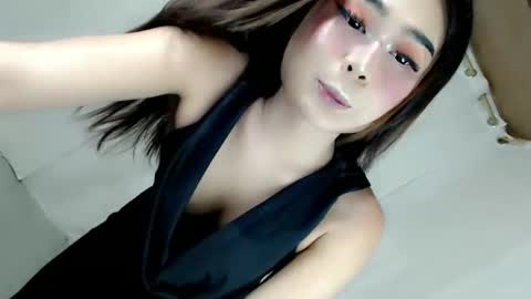 Snapshot of xchinita_kyanggx chatting on 11, 10, 2025 kianna online show from 11, 10, 2025