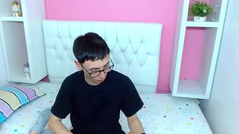 xcoupleplayxx online show from 12, 5, 2026