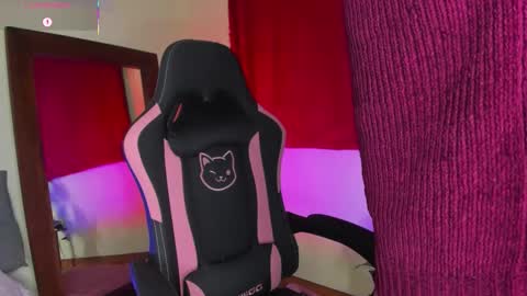 Kanae. online show from 20, 10, 2025