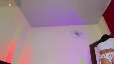 Kanae. online show from 10, 11, 2025