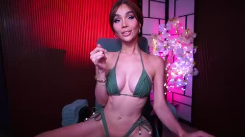 Snapshot of xforyoureyesonlyx chatting on 25, 6, 2026 Anne online show from 25, 6, 2026