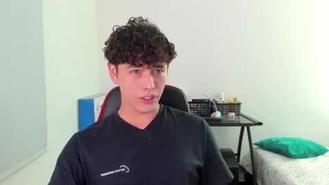 Snapshot of xhans17 chatting on 20, 2, 2025 xhan online show from 20, 2, 2025