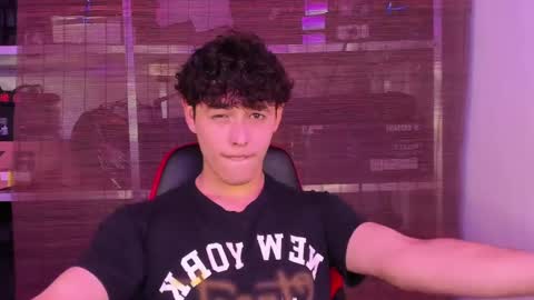 Snapshot of xhans17 chatting on 25, 2, 2025 xhan online show from 25, 2, 2025