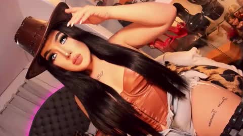 Snapshot of xher_hidden_collectionx chatting on 9, 2, 2026 GODDESSS LEXII online show from 9, 2, 2026