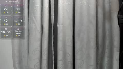 hinata  online show from 4, 6, 2026