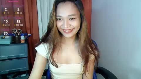 xhotlickerkiarax online show from 4, 12, 2024