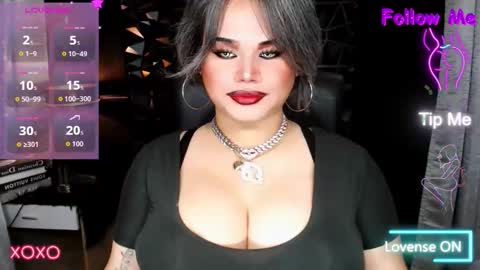 Snapshot of xhugeharleyselfsuckerx chatting on 11, 10, 2025 xHUGECOCKTILLCUMX online show from 11, 10, 2025
